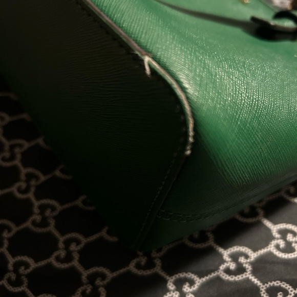 Michael Kors Emerald Small Shoulder Bag - Picture 4 of 7